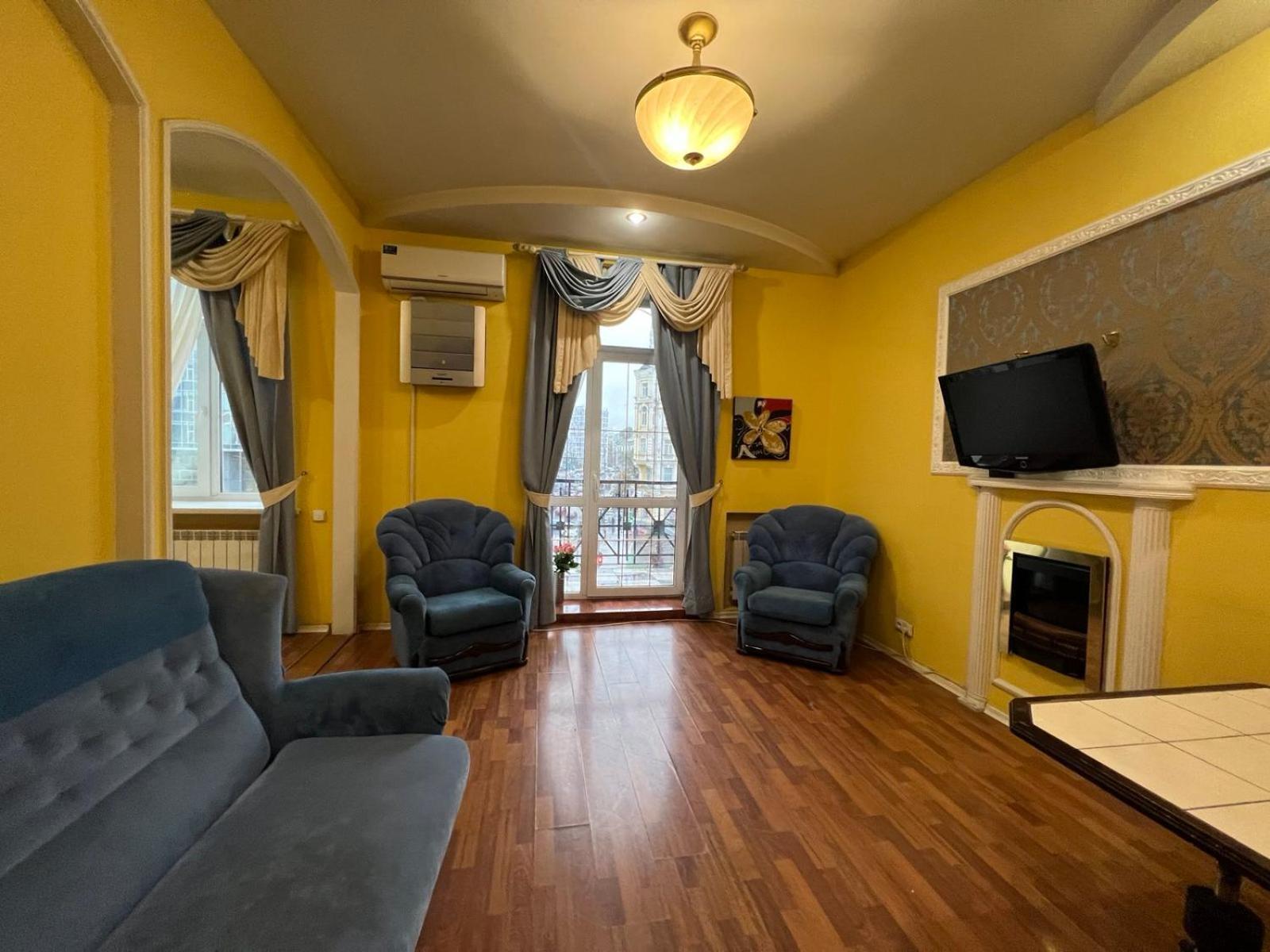 Apartment Near Gulliver Киев Екстериор снимка